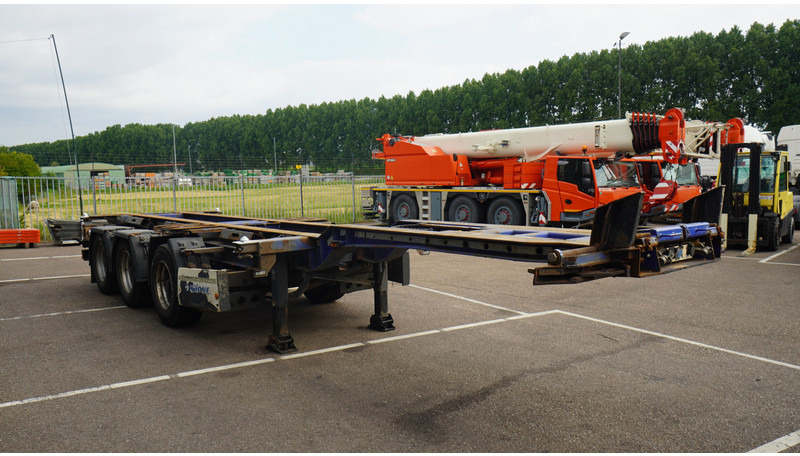 Krone 3 AXLE CONTAINER TRANSPORT TRAILER EXTENDABLE 45 FT - Semi-trailer pengangkut mobil: gambar 3 Krone 3 AXLE CONTAINER TRANSPORT TRAILER EXTENDABLE 45 FT - Semi-trailer pengangkut mobil: gambar 3