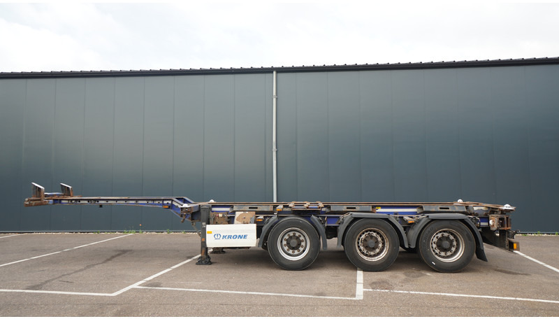 Krone 3 AXLE CONTAINER TRANSPORT TRAILER EXTENDABLE 45 FT - Semi-trailer pengangkut mobil: gambar 1 Krone 3 AXLE CONTAINER TRANSPORT TRAILER EXTENDABLE 45 FT - Semi-trailer pengangkut mobil: gambar 1