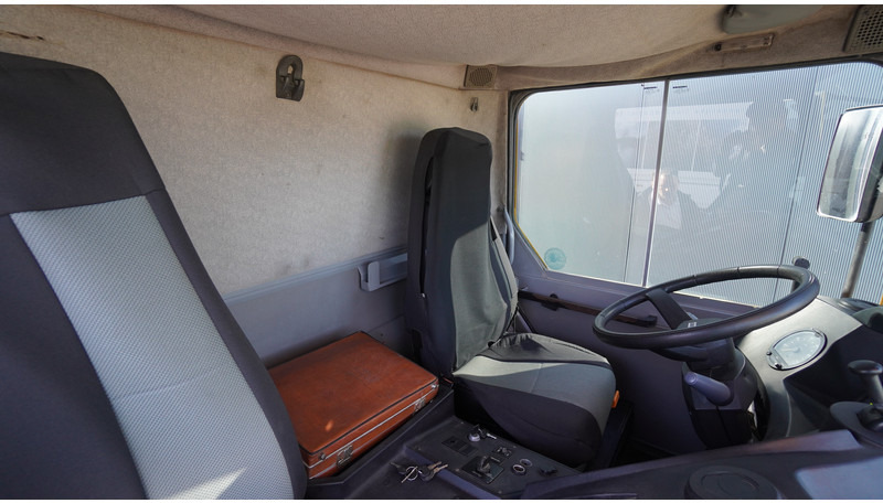 Liebherr LTM 1030-2.1 WITH JIB - Truk derek: gambar 5 Liebherr LTM 1030-2.1 WITH JIB - Truk derek: gambar 5