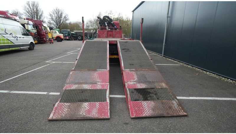 MAN TGA 35.400 8X4 MACHINE/CAR TRANSPORT WITH HIAB 244 EP-4 HI-DUO CRANE 364.000KM - Truk derek: gambar 5 MAN TGA 35.400 8X4 MACHINE/CAR TRANSPORT WITH HIAB 244 EP-4 HI-DUO CRANE 364.000KM - Truk derek: gambar 5