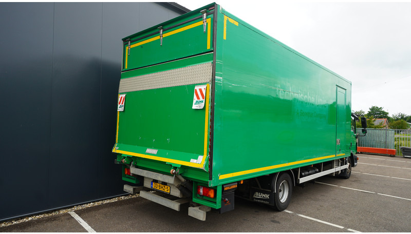 MAN TGL12.180 4X2 CLOSED BOX - Truk box: gambar 4 MAN TGL12.180 4X2 CLOSED BOX - Truk box: gambar 4
