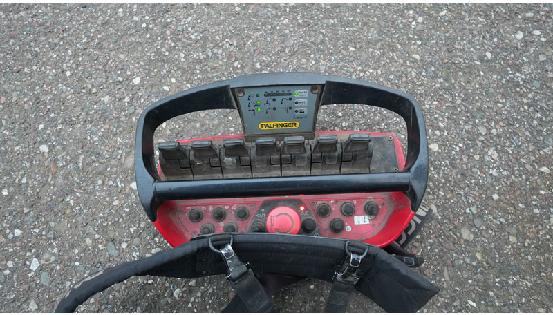 MAN TGS 41.460 8X4 OPEN BOX WITH PALFINGER PK 40002 EH CRANE 384.000KM - Truk derek: gambar 5 MAN TGS 41.460 8X4 OPEN BOX WITH PALFINGER PK 40002 EH CRANE 384.000KM - Truk derek: gambar 5