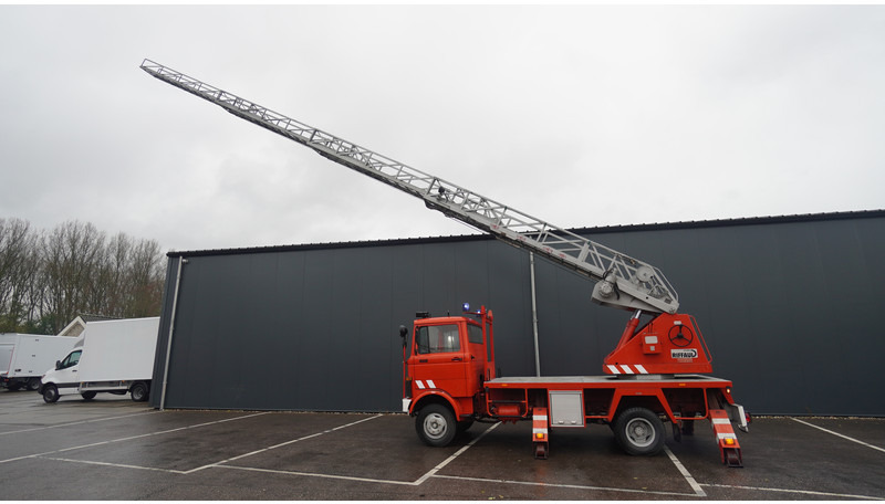 Mercedes-Benz 809 FIRE LADDER TRUCK 13.100KM MANUAL GEARBOX - Truk pemadam kebakaran: gambar 1 Mercedes-Benz 809 FIRE LADDER TRUCK 13.100KM MANUAL GEARBOX - Truk pemadam kebakaran: gambar 1