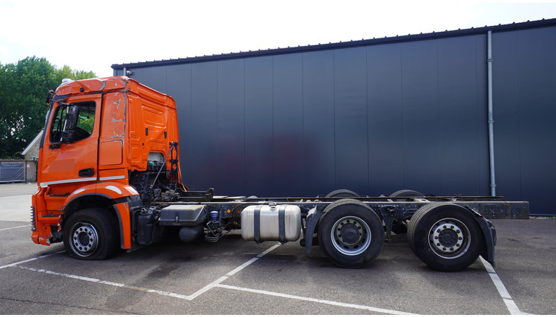 Mercedes-Benz ANTOS 2843 6x2 DAMAGED VEHICLE - Truk sasis: gambar 1 Mercedes-Benz ANTOS 2843 6x2 DAMAGED VEHICLE - Truk sasis: gambar 1