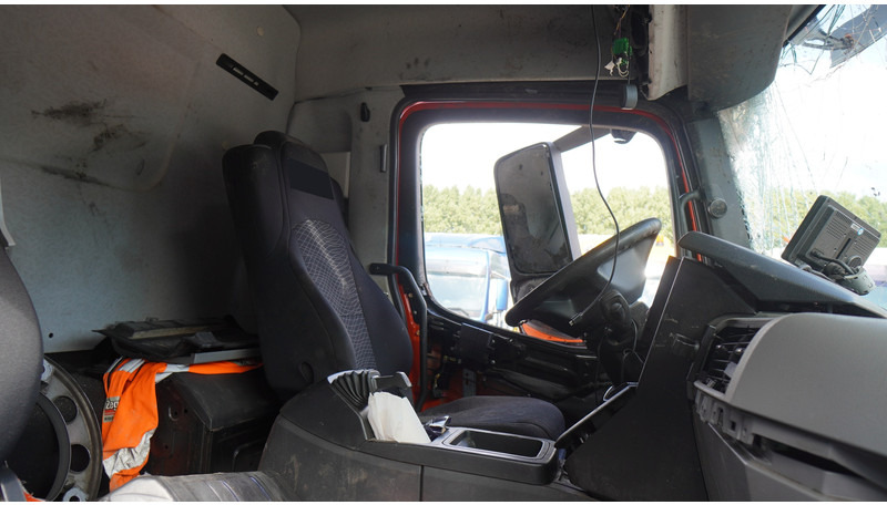 Mercedes-Benz ANTOS 2843 6x2 DAMAGED VEHICLE - Truk sasis: gambar 4 Mercedes-Benz ANTOS 2843 6x2 DAMAGED VEHICLE - Truk sasis: gambar 4