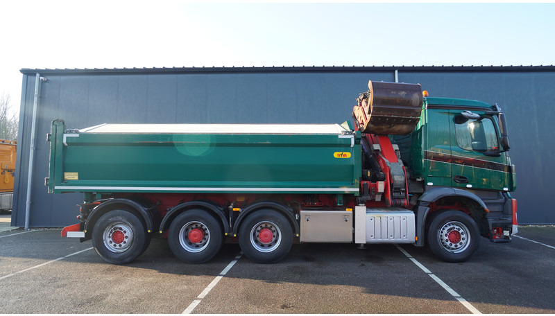 Mercedes-Benz AROCS 3542 8X4 2 SIDE TIPPER WITH HMF Z 1943 CRANE 407.000KM - Truk derek: gambar 4 Mercedes-Benz AROCS 3542 8X4 2 SIDE TIPPER WITH HMF Z 1943 CRANE 407.000KM - Truk derek: gambar 4