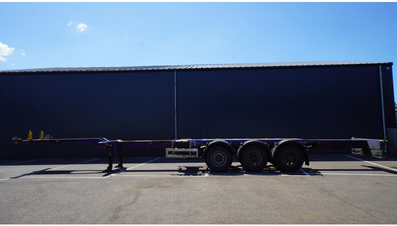 Pacton 3 AXLE MULTI CONTAINER TRANSPORT TRAILER EXTENDABLE 45 FT - Semi-trailer pengangkut mobil: gambar 1 Pacton 3 AXLE MULTI CONTAINER TRANSPORT TRAILER EXTENDABLE 45 FT - Semi-trailer pengangkut mobil: gambar 1