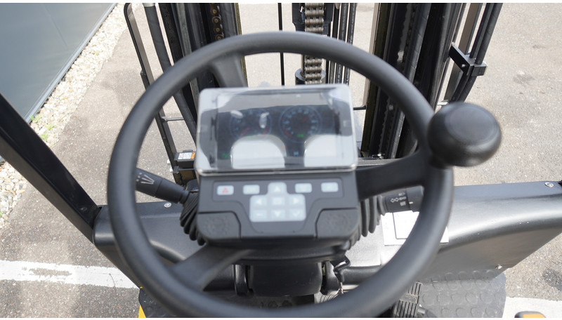 Eurotrac FE18-S 1.8 TON TRIPLEX 3-STAGE NEW FORKLIFT - Peralatan konstruksi: gambar 5 Eurotrac FE18-S 1.8 TON TRIPLEX 3-STAGE NEW FORKLIFT - Peralatan konstruksi: gambar 5