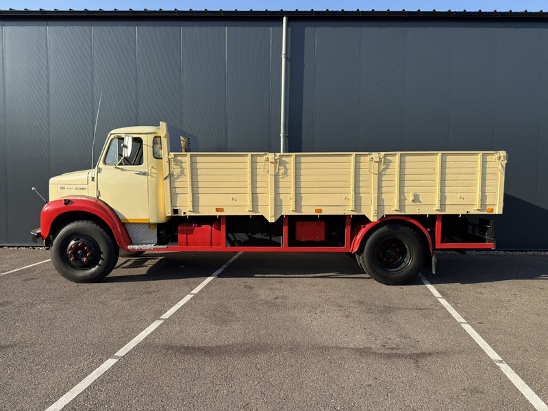 Scania 50 L5046 4X2 CLASSIC OLDTIMER OPEN BOX TRUCK - Truk flatbed: gambar 1 Scania 50 L5046 4X2 CLASSIC OLDTIMER OPEN BOX TRUCK - Truk flatbed: gambar 1