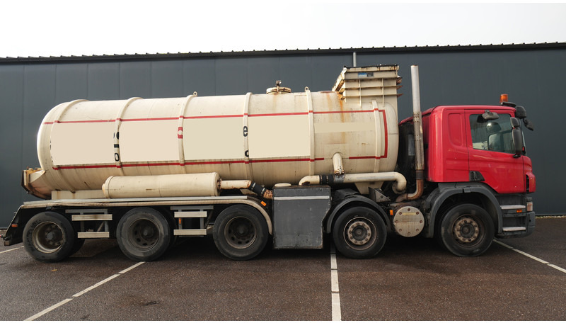Scania P 380 10X4 BLOW AND SUCK TRUCK 522.000 - Truk tangki: gambar 2 Scania P 380 10X4 BLOW AND SUCK TRUCK 522.000 - Truk tangki: gambar 2