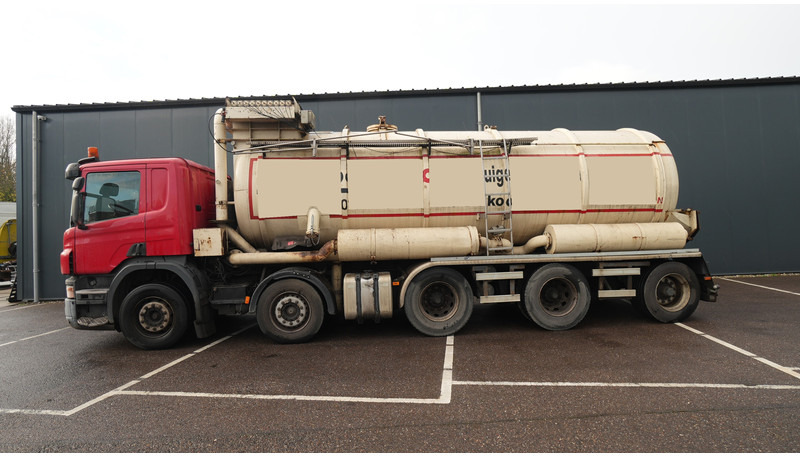 Scania P 380 10X4 BLOW AND SUCK TRUCK 522.000 - Truk tangki: gambar 1 Scania P 380 10X4 BLOW AND SUCK TRUCK 522.000 - Truk tangki: gambar 1