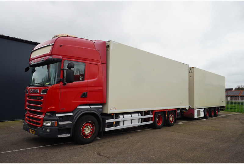 Scania R 580 V8 6X2 FRIGO RETARDER IN COMBI WITH BURG TRAILER - Truk berpendingin: gambar 3 Scania R 580 V8 6X2 FRIGO RETARDER IN COMBI WITH BURG TRAILER - Truk berpendingin: gambar 3
