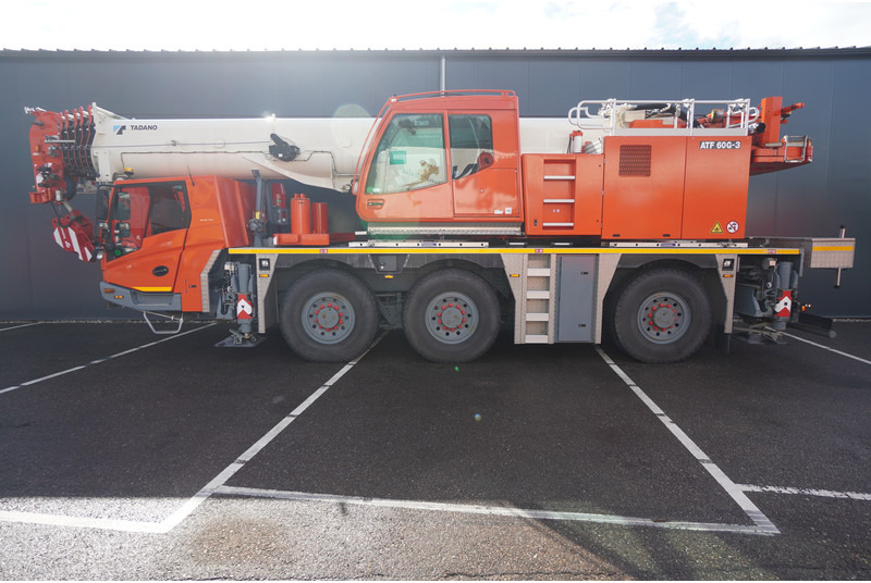 Tadano-Faun ATF60G-3 6X6X6 WITH JIB - Truk derek: gambar 1 Tadano-Faun ATF60G-3 6X6X6 WITH JIB - Truk derek: gambar 1