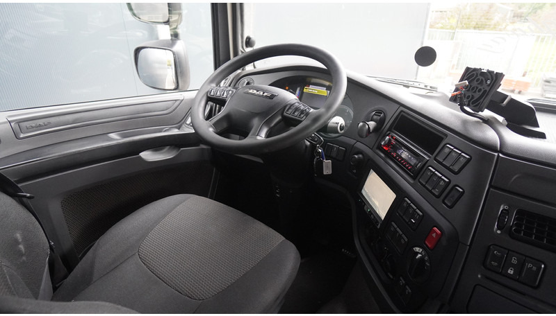 DAF XF 440 6X2 SC 848.300KM - Tractor head: gambar 5 DAF XF 440 6X2 SC 848.300KM - Tractor head: gambar 5