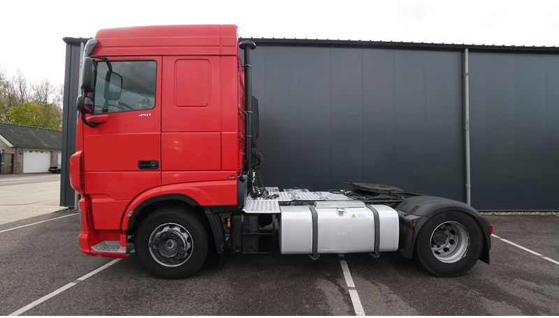 DAF XF 450 SC 487.000KM - Tractor head: gambar 1 DAF XF 450 SC 487.000KM - Tractor head: gambar 1