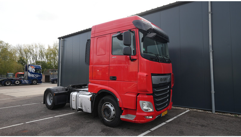 DAF XF 450 SC 496.000KM - Tractor head: gambar 4 DAF XF 450 SC 496.000KM - Tractor head: gambar 4