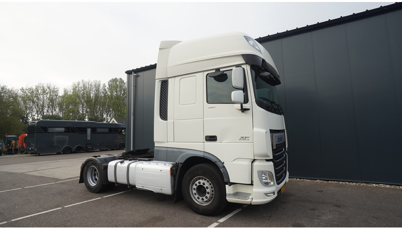 DAF XF 460 EURO 6 SSC - Tractor head: gambar 4 DAF XF 460 EURO 6 SSC - Tractor head: gambar 4
