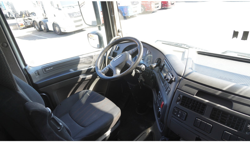 DAF XF 460 SC EURO 6 877.500KM - Tractor head: gambar 5 DAF XF 460 SC EURO 6 877.500KM - Tractor head: gambar 5