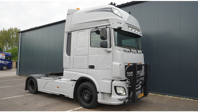 DAF XF530 FT SSC EURO 6 574.000KM INTARDER - Tractor head: gambar 4 DAF XF530 FT SSC EURO 6 574.000KM INTARDER - Tractor head: gambar 4