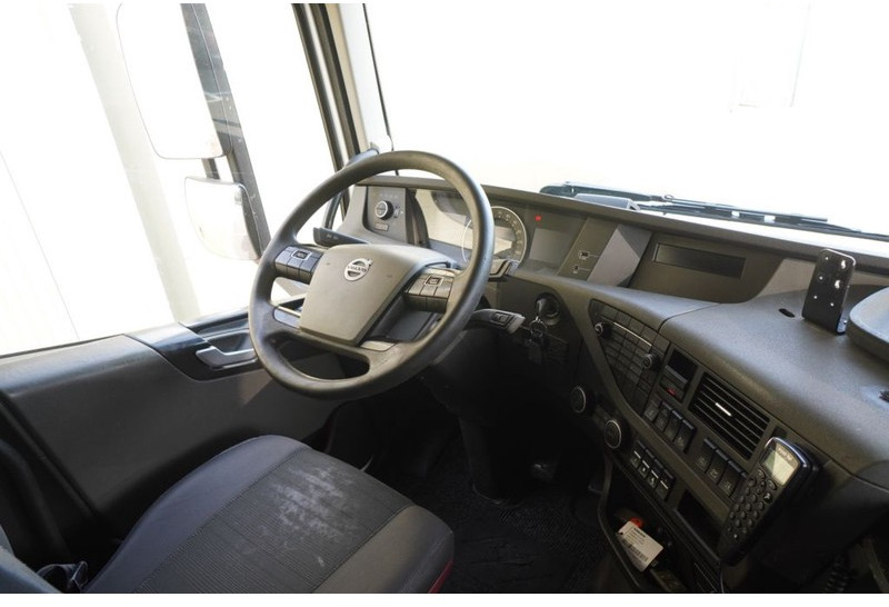 Volvo FH 420 6X2 ADR EURO 6 - Tractor head: gambar 5 Volvo FH 420 6X2 ADR EURO 6 - Tractor head: gambar 5