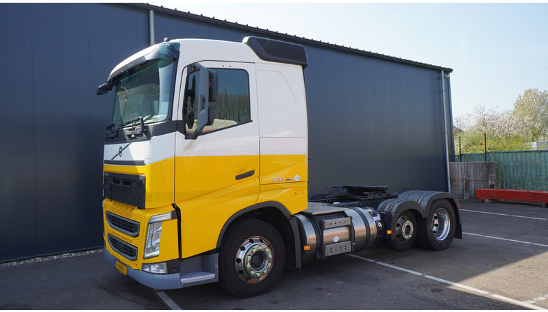 Volvo FH 420 6X2 LNG ADR - Tractor head: gambar 3 Volvo FH 420 6X2 LNG ADR - Tractor head: gambar 3
