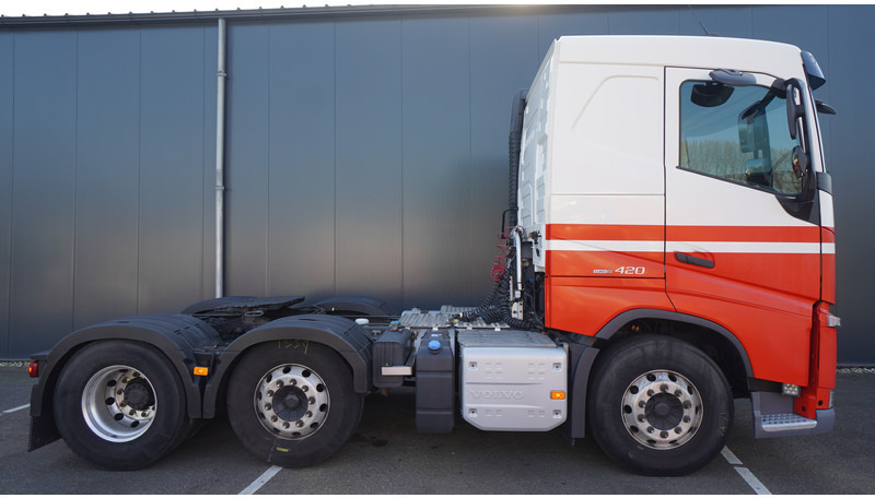 Volvo FH 420 ADR 6X2 EURO 6 - Tractor head: gambar 2 Volvo FH 420 ADR 6X2 EURO 6 - Tractor head: gambar 2