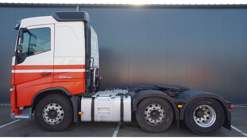 Volvo FH 420 ADR 6X2 EURO 6 - Tractor head: gambar 1 Volvo FH 420 ADR 6X2 EURO 6 - Tractor head: gambar 1
