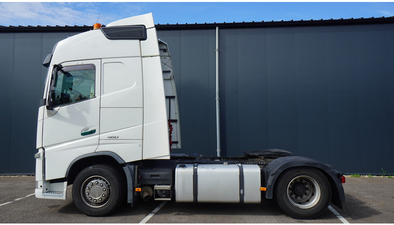 Volvo FH 460 EURO 6 GLOBETROTTER - Tractor head: gambar 1 Volvo FH 460 EURO 6 GLOBETROTTER - Tractor head: gambar 1