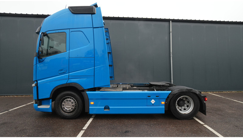Volvo FH 480 774.100KM - Tractor head: gambar 1 Volvo FH 480 774.100KM - Tractor head: gambar 1
