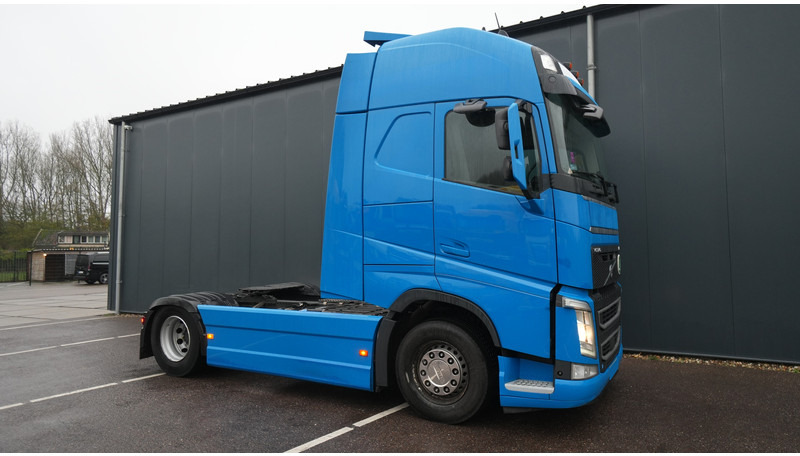 Volvo FH 480 777.200KM - Tractor head: gambar 4 Volvo FH 480 777.200KM - Tractor head: gambar 4