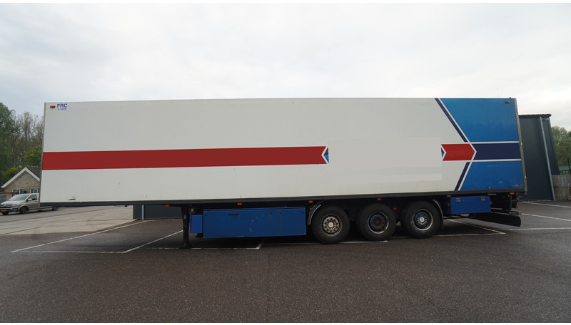 Van Eck 3 AXLE FRIGO WITH MEAT HOOK SYSTEM - Semi-trailer berpendingin: gambar 1 Van Eck 3 AXLE FRIGO WITH MEAT HOOK SYSTEM - Semi-trailer berpendingin: gambar 1