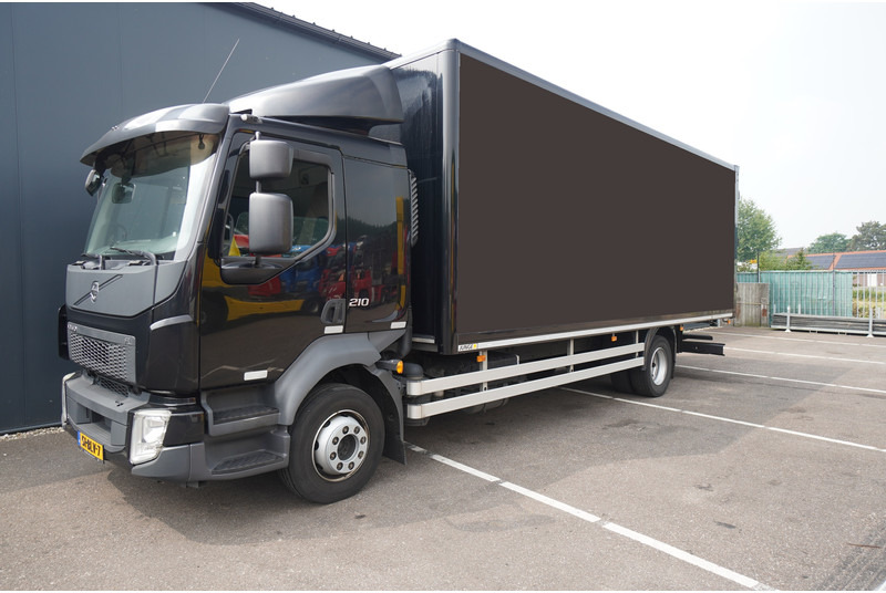 Volvo FL 210 CLOSED BOX 665.200KM - Truk box: gambar 3 Volvo FL 210 CLOSED BOX 665.200KM - Truk box: gambar 3
