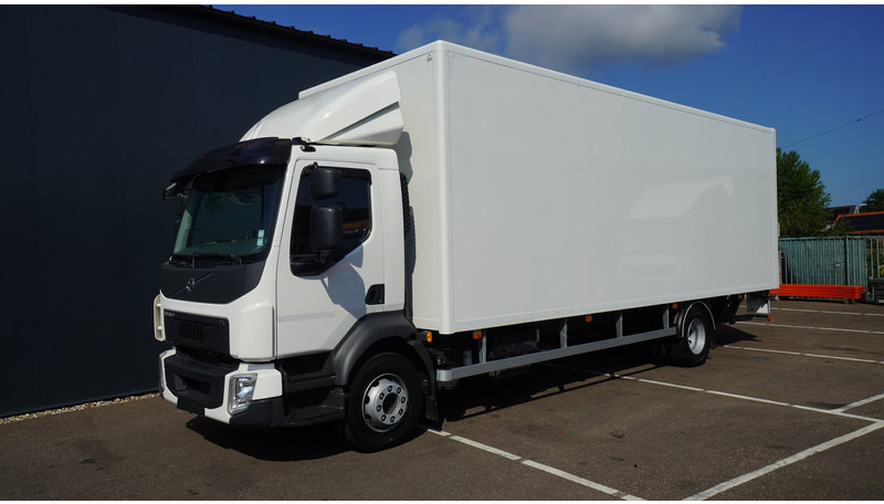 Volvo FL 250 CLOSED BOX 65.000KM - Truk box: gambar 3 Volvo FL 250 CLOSED BOX 65.000KM - Truk box: gambar 3