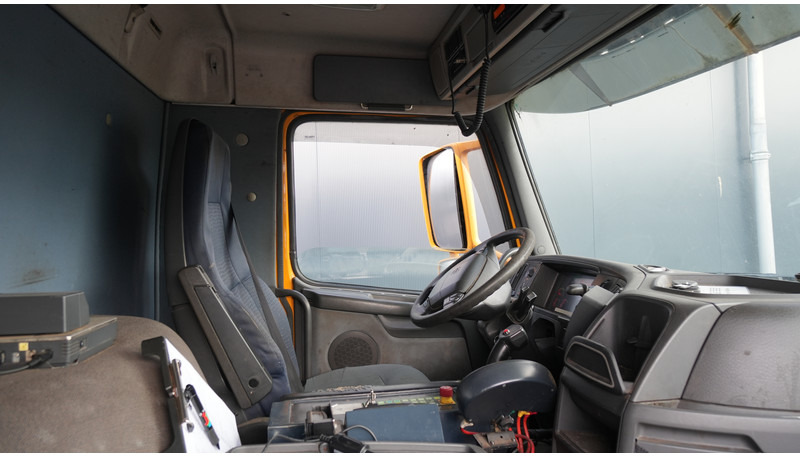 Volvo FM9 340 6X2 CHASSIS EURO 5 480000KM - Truk sasis: gambar 5 Volvo FM9 340 6X2 CHASSIS EURO 5 480000KM - Truk sasis: gambar 5