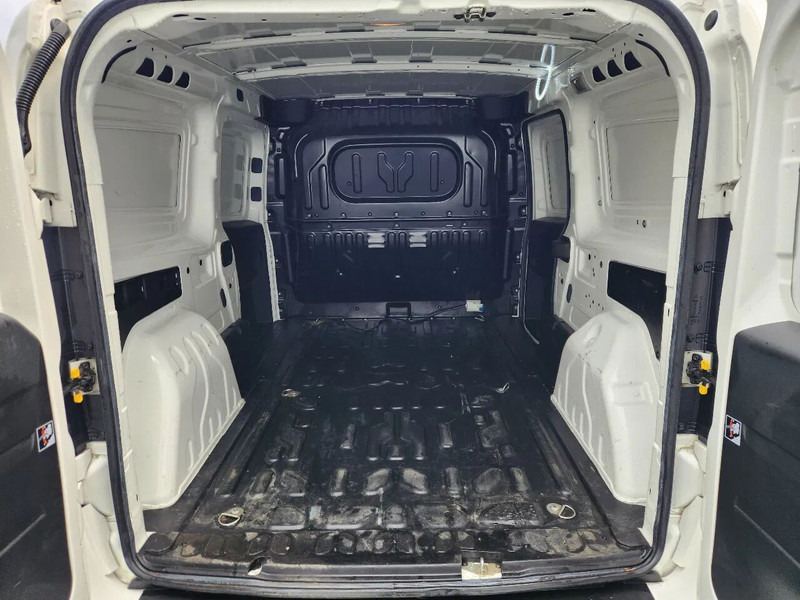 Fiat Doblò Maxi, 2017, 135000km, Airco, L2H1, Parkingsens - Van kecil: gambar 2 Fiat Doblò Maxi, 2017, 135000km, Airco, L2H1, Parkingsens - Van kecil: gambar 2