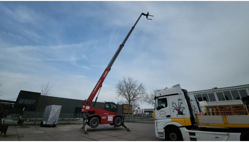 MAGNI 5.25, 2017, Remote, Airco, First owner, 25M - Loader konstruksi: gambar 3 MAGNI 5.25, 2017, Remote, Airco, First owner, 25M - Loader konstruksi: gambar 3