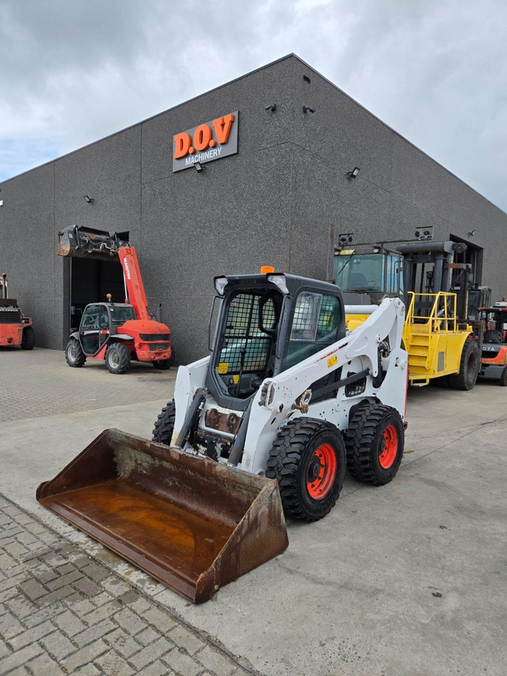 Bobcat S 770 - Wheel loader: gambar 2 Bobcat S 770 - Wheel loader: gambar 2