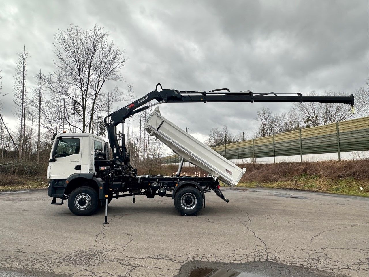 MAN TGM 18.320 4x4 Euro6e Hiab X-HiDuo 138DS-3 - Truk derek: gambar 5 MAN TGM 18.320 4x4 Euro6e Hiab X-HiDuo 138DS-3 - Truk derek: gambar 5