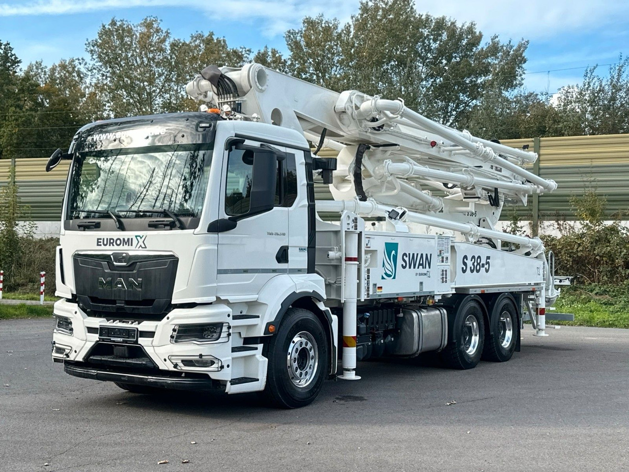 MAN TGS 26.510 6x4 SWAN TSP 38-5 160RZ ( 38m ) - Truk pompa beton: gambar 2 MAN TGS 26.510 6x4 SWAN TSP 38-5 160RZ ( 38m ) - Truk pompa beton: gambar 2