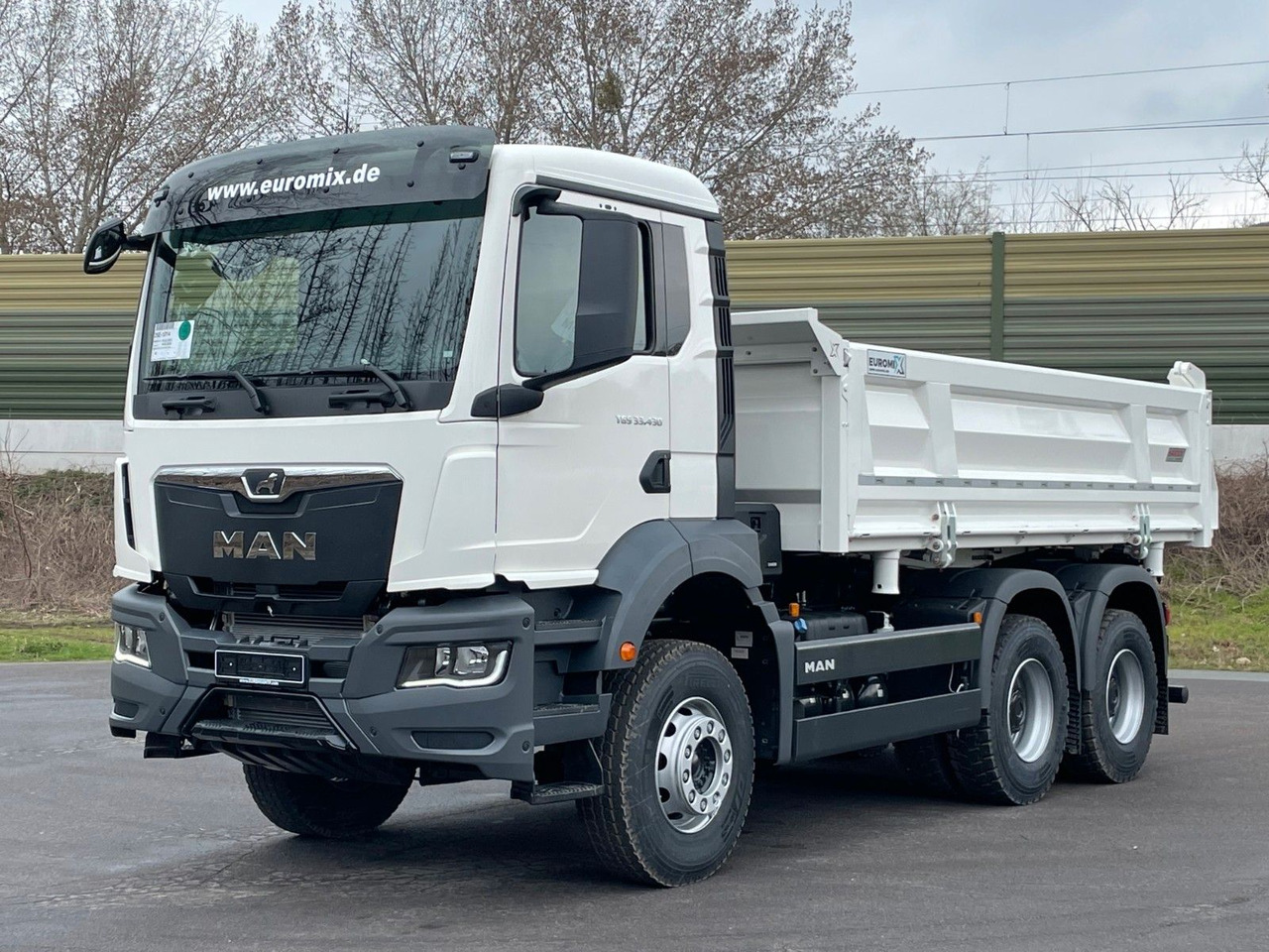 MAN TGS 33.440 6x4 /Euro6 3-Seiten-Kipper EuromixMTP - Truk jungkit: gambar 2 MAN TGS 33.440 6x4 /Euro6 3-Seiten-Kipper EuromixMTP - Truk jungkit: gambar 2