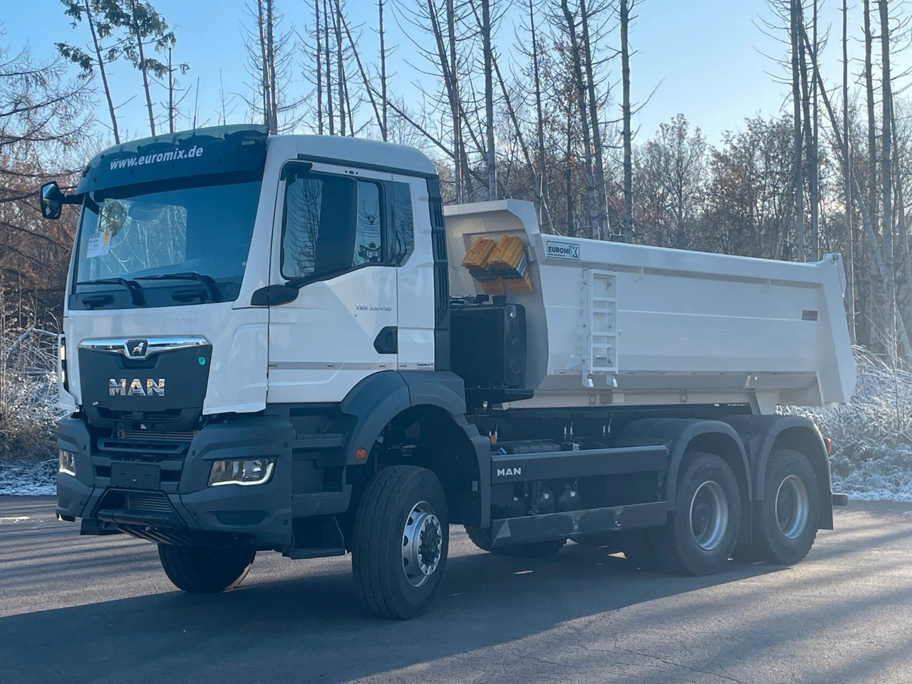 MAN TGS 33.440 6x6 /Euro6e Mulden-Kipper EuromixMTP - Truk jungkit: gambar 2 MAN TGS 33.440 6x6 /Euro6e Mulden-Kipper EuromixMTP - Truk jungkit: gambar 2