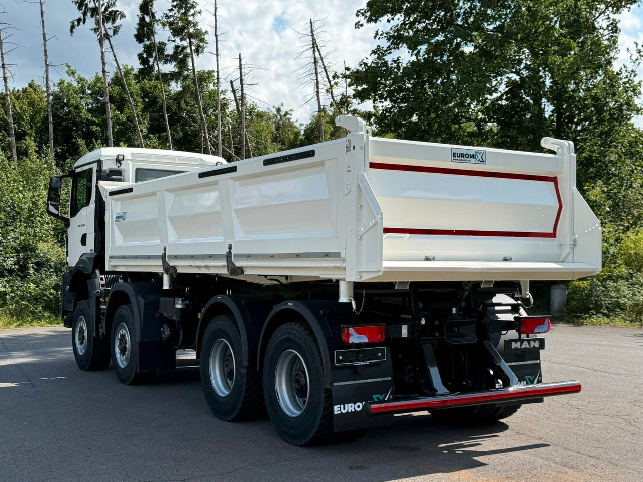 MAN TGS 35.480 8x6 EuromixMTP 3-Seiten-Kipper - Truk jungkit: gambar 4 MAN TGS 35.480 8x6 EuromixMTP 3-Seiten-Kipper - Truk jungkit: gambar 4