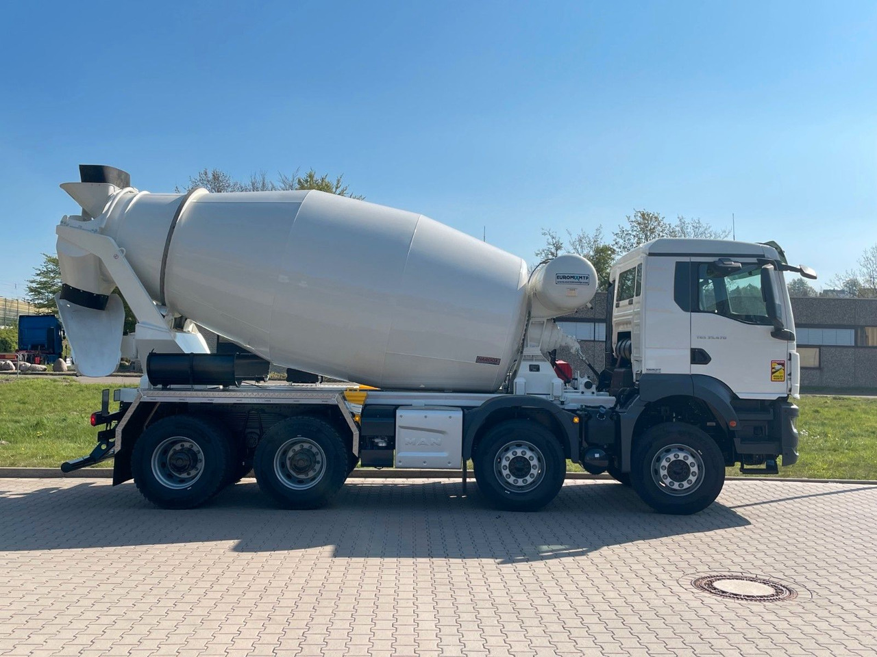 Truk pengaduk beton MAN TGS 35.520 8x4 /Euro6e  EuromixMTP  EM 10 L: gambar 8