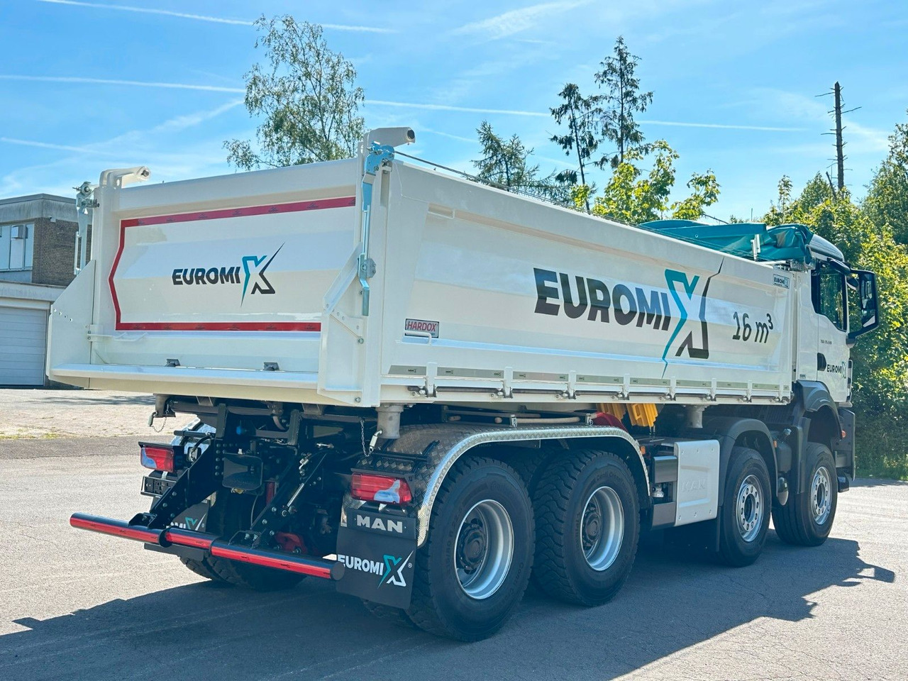 MAN TGS 35.520 8x4 EuromixMTP 3-Seiten-Kipper - Truk jungkit: gambar 5 MAN TGS 35.520 8x4 EuromixMTP 3-Seiten-Kipper - Truk jungkit: gambar 5