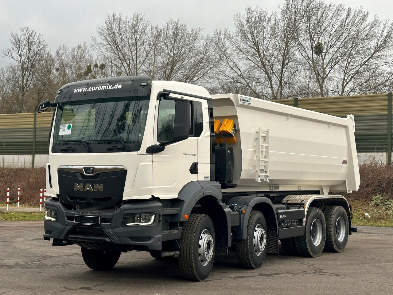 MAN TGS 41.400 8x4 / EUROMIX MTP 20m³/ EURO 5 - Truk jungkit: gambar 2 MAN TGS 41.400 8x4 / EUROMIX MTP 20m³/ EURO 5 - Truk jungkit: gambar 2