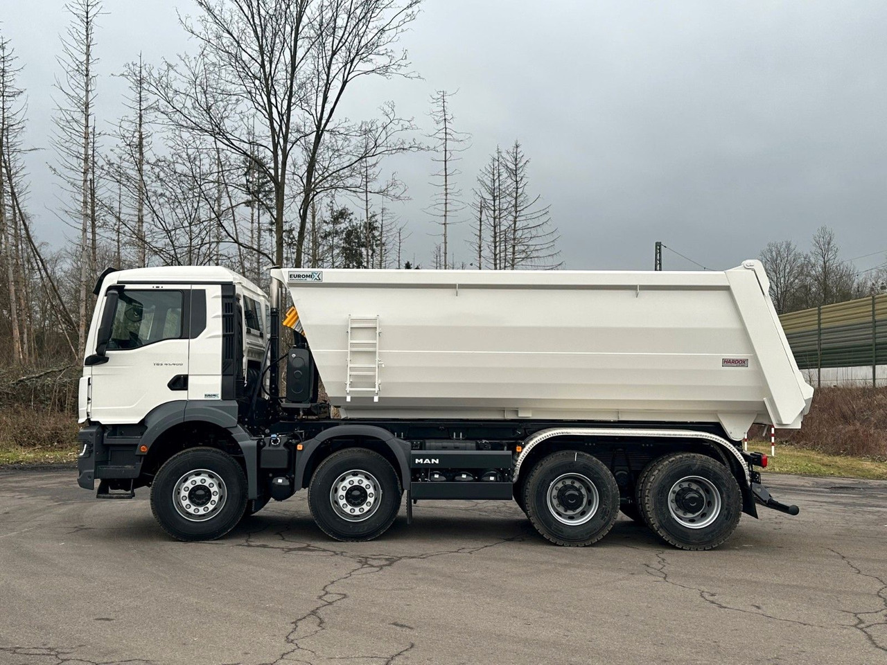 MAN TGS 41.400 8x4 / EUROMIX MTP 20m³/ EURO 5 - Truk jungkit: gambar 3 MAN TGS 41.400 8x4 / EUROMIX MTP 20m³/ EURO 5 - Truk jungkit: gambar 3