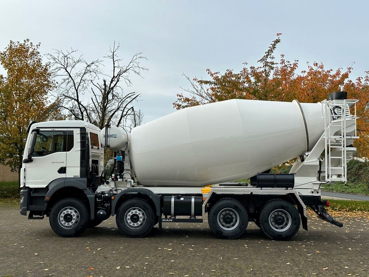 MAN TGS 41.440 8x4 /Euro6e Euromix EM 10 L - Truk pengaduk beton: gambar 4 MAN TGS 41.440 8x4 /Euro6e Euromix EM 10 L - Truk pengaduk beton: gambar 4