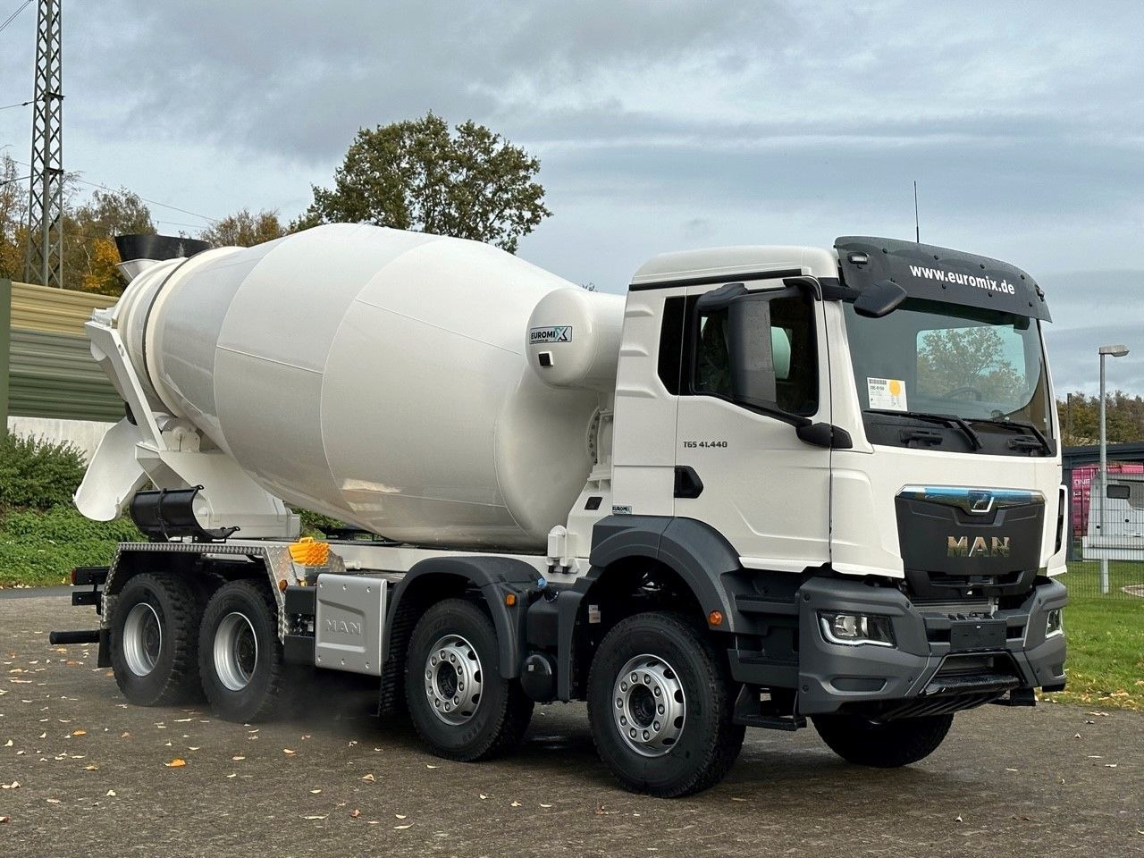 MAN TGS 41.440 8x4 /Euro6e Euromix EM 10 L - Truk pengaduk beton: gambar 1 MAN TGS 41.440 8x4 /Euro6e Euromix EM 10 L - Truk pengaduk beton: gambar 1
