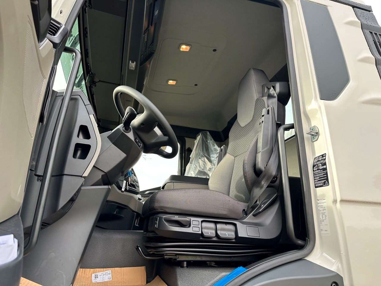 Truk pengaduk beton MAN TGS 41.440 8x4 /Euro6e Euromix EM 12 R: gambar 11