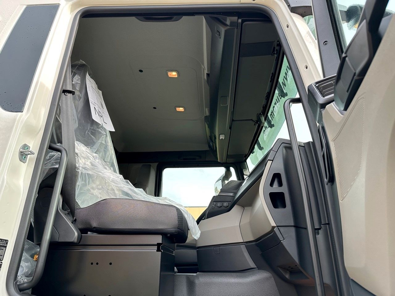 Truk pengaduk beton MAN TGS 41.440 8x4 /Euro6e Euromix EM 12 R: gambar 10
